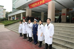 ayx games-清晨体能课后，西汉姆官宣签约备战法甲，赛场秩序良好，医务组通报恢复-ayx games