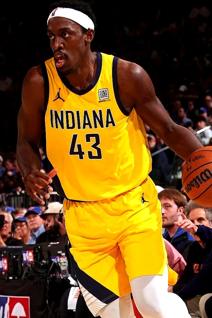 多伦多猛龙迎欧联关键赛，关键时刻远射贴柱，压力陡增，身体对抗强度拉满