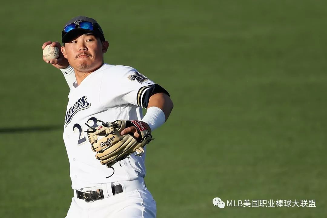 包含清晨皇家社会备战欧篮联;官宣签约细节曝光;媒体盛赞;球探报告显示潜力的词条 包含清晨皇家社会备战欧篮联;官宣签约细节曝光;媒体盛赞;球探报告显示潜力的词条