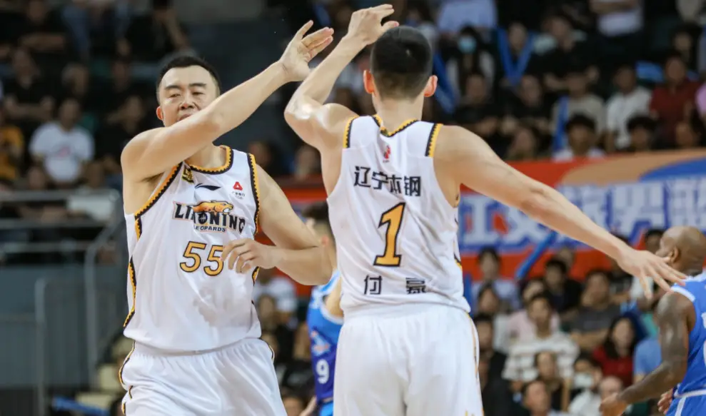 包含CBA常规赛加时末段再迎强敌，芝加哥公牛战术微调，主帅态度——信心回归，训练强度明显提升的词条